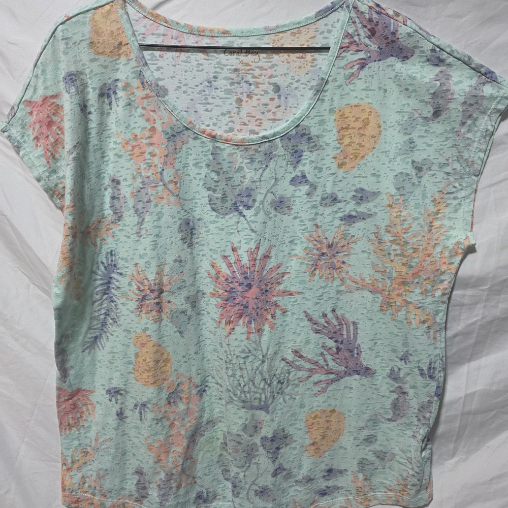 Coral Bay Women's Shirt Mint Color with Coral and Sea Creatures Size XL